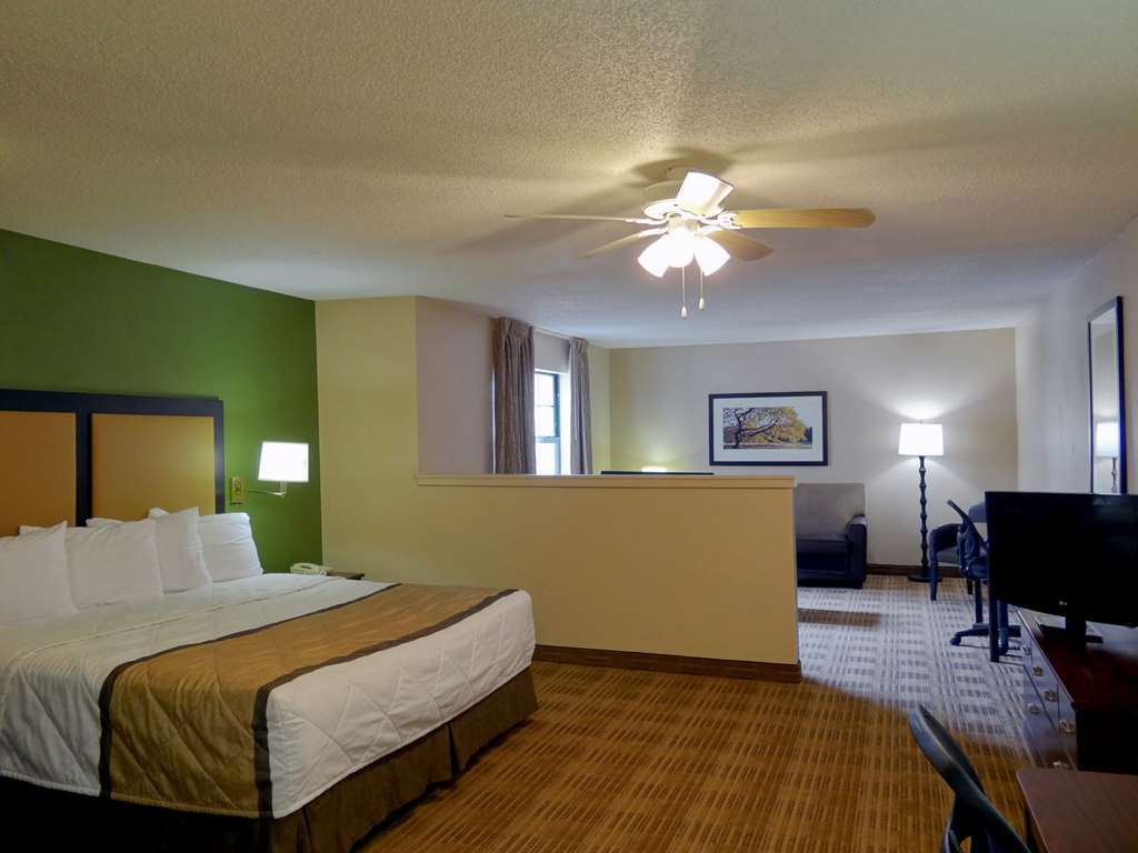 Suburban Studios Columbus Bradley Park חדר תמונה