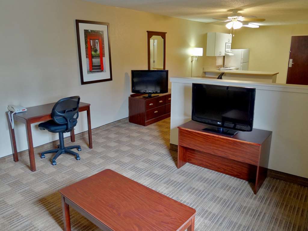 Suburban Studios Columbus Bradley Park חדר תמונה