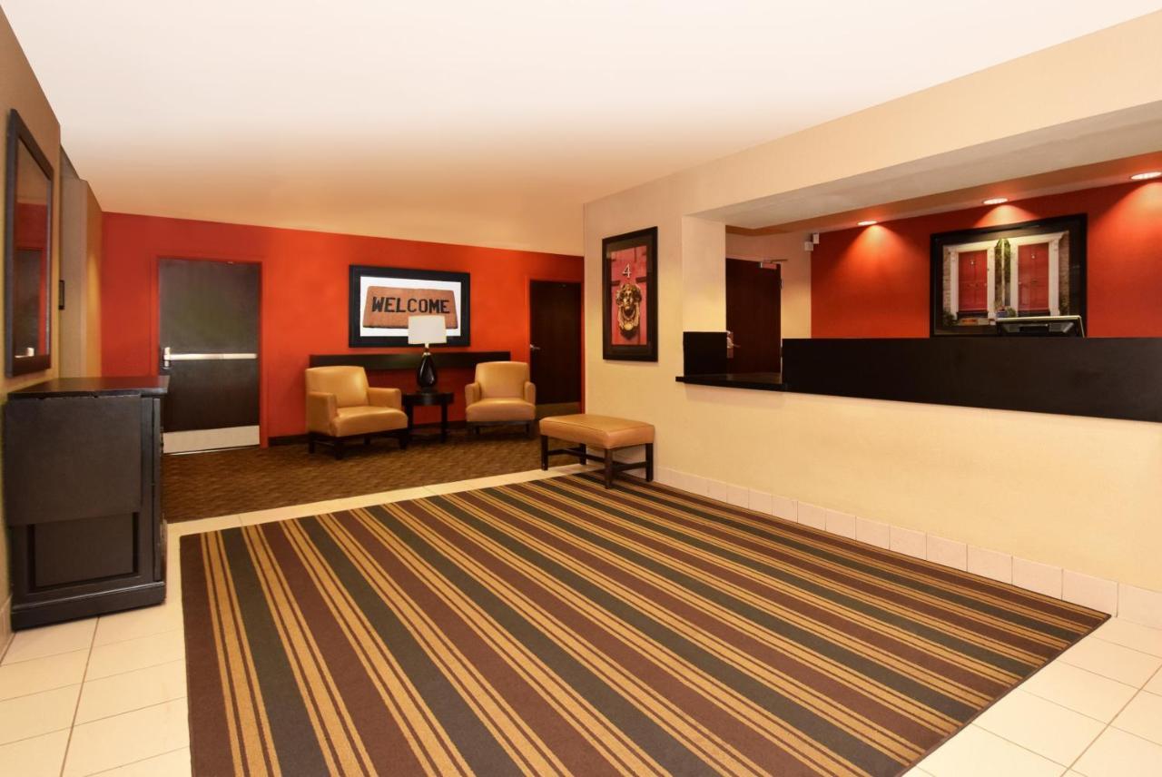 Suburban Studios Columbus Bradley Park מראה חיצוני תמונה